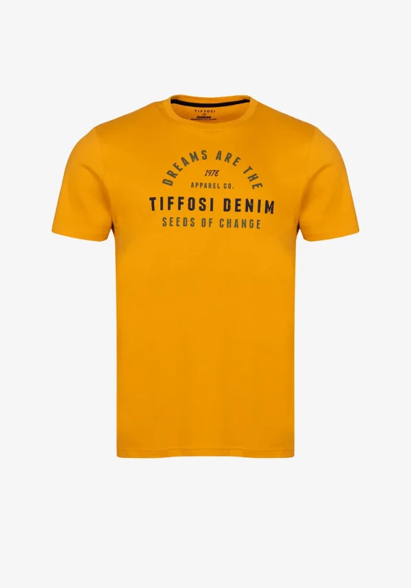 04-camiseta-con-estampado-frontal-05