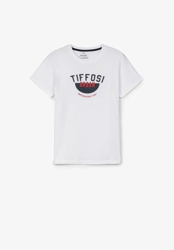 12-camiseta-con-estampado-frontal-01